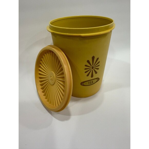 Tupperware Servalier Vintage Yellow Tea 5 cup CANISTER 811-2 w/ Lid 812-1 - Picture 3 of 11